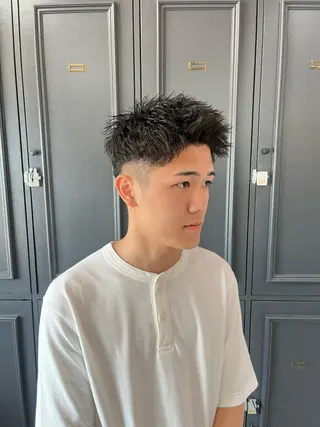 ショート パーマ Log所属・甲斐 匠悟のヘアスタイル