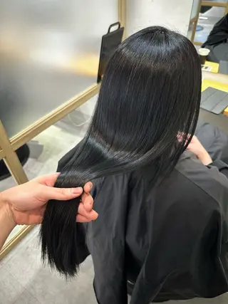 ロング JOS所属・上野ハイトーン/デ ザイン✂︎touiのヘアスタイル