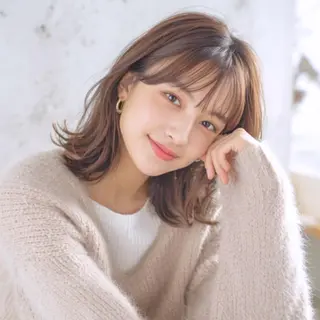 ミディアム 坂野 有香のヘアスタイル