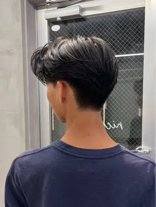 ショート パーマ メンズ nico TOKYO所属・ニュアンス/ センターパート/イノのヘアスタイル