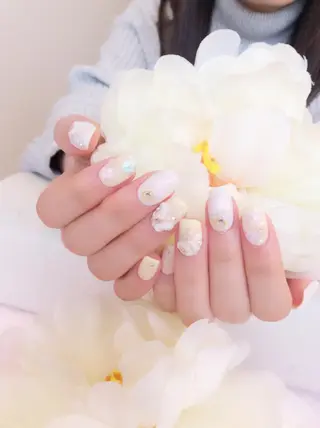 ミディアム TAKAMATSU RINAのネイルデザイン