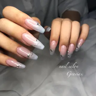 ネイル Gracias. rieのネイルデザイン