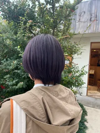 カラー 山本 穂乃花のヘアスタイル
