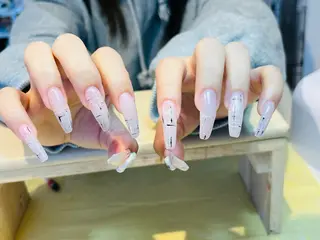 ネイル Brodia nailsのネイルデザイン