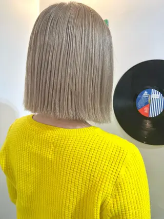 ショート カラー ヘアアレンジ 🧨ブリーチー×ボブ レイヤー💎じゅえるのヘアスタイル