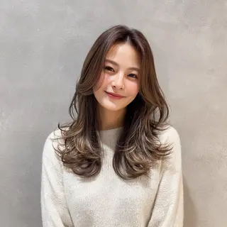 セミロング カラー 池袋/カラー特化🎨 GLADGE🩵のヘアスタイル