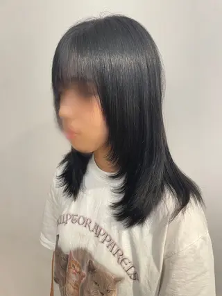 ミディアム MINDS LINO Reinaのヘアスタイル