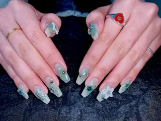 ネイル ゆず秋葉原 Vickyのネイルデザイン