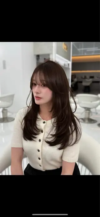ミディアム 鈴木 日向 ボブカットのヘアスタイル