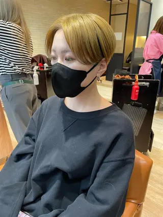 ショート カラー 松尾 遥花のヘアスタイル