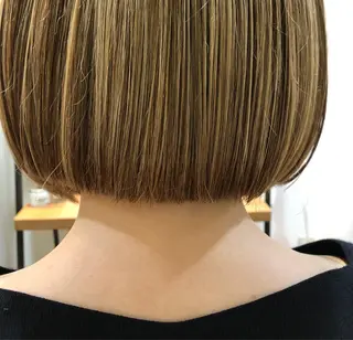 ショート oceano🌎小林 穂乃花のヘアスタイル