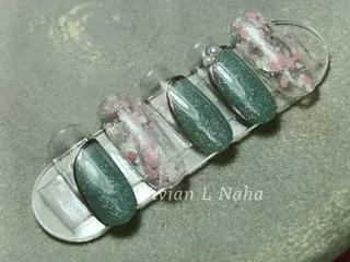ネイル Vivian L NahaCecileのネイルデザイン
