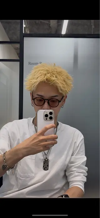 カラー メンズ SALOWIN梅田茶屋町North店所属・岡田/メンズ特化/パ ーマ&ショートのプロのヘアスタイル