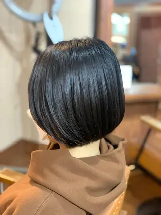 ショート 武田尚子🌸 自然に仕上がる矯正のヘアスタイル