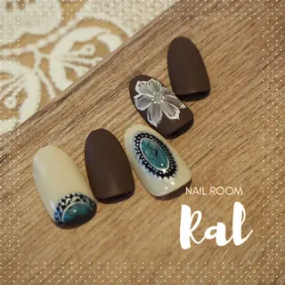 ネイル 山本 友理のネイルデザイン