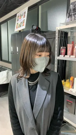 ミディアム KISS SWAN所属・B E C H I C O〔べち子〕のヘアスタイル