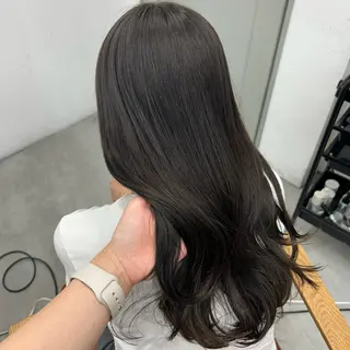 ロング ☘️透明感オリーブ ナミ☘️のヘアスタイル
