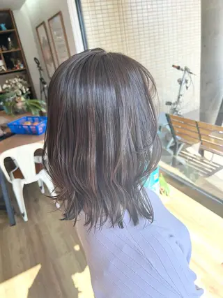 ミディアム カラー 堀 望美のヘアスタイル