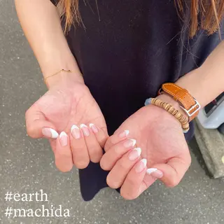 ネイル EARTH coiffure beaute 東松山店所属・町田 杏花のネイルデザイン