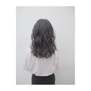 ロング カラー 永岡 鉄平のヘアスタイル