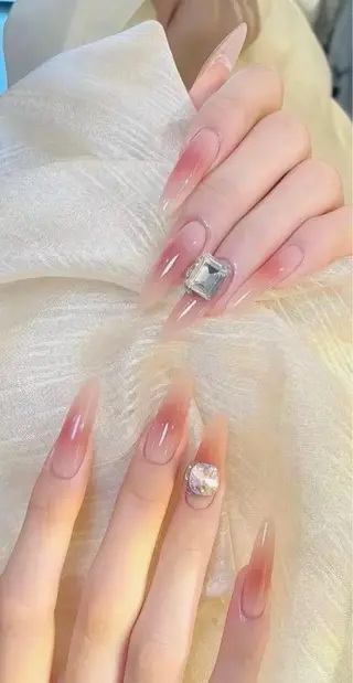 ネイル BIEL /ビエルネイル&まつ毛パーマ所属・中川 智惠のネイルデザイン