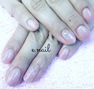 ネイル e.nail所属・和賀井 恵理のネイルデザイン