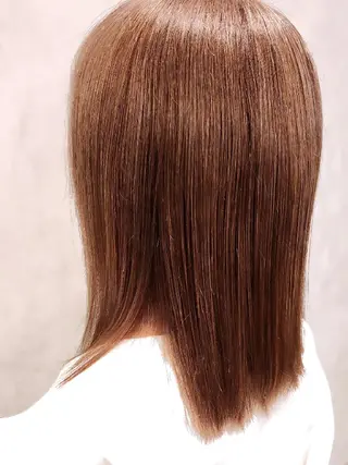 セミロング カラー 髪質改善×脱白髪染め特化サロン KamiBito所属・KamiBito✂ タケタニのヘアスタイル