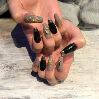 ネイル crestnail所属・小林 束紗のネイルデザイン