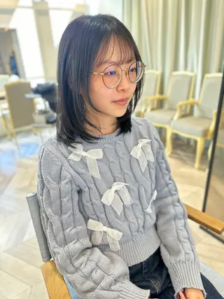 ミディアム ベージュ/インナー カラー🤍Rieのヘアスタイル