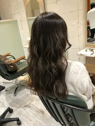 ロング カラー 小島嵩人 縮毛矯正 髪質改善のヘアスタイル