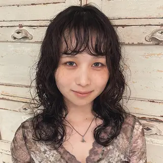セミロング パーマ RorriM natsuのヘアスタイル