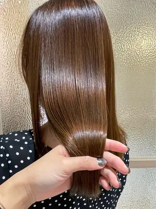 ミディアム IT by ALBUM八王子店のヘアスタイル