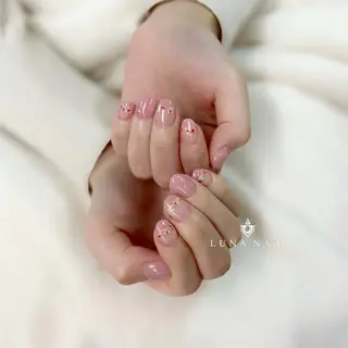 ネイル アトリエ　ミモザ所属・いまむら あかりのネイルデザイン