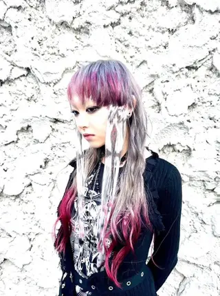 ロング カラー デザインカラー⭐︎★ 🐆hyoma🐆のヘアスタイル