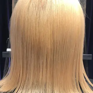 ミディアム 植田 彩加のヘアスタイル