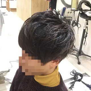 ショート パーマ メンズ 松吉 純平のヘアスタイル