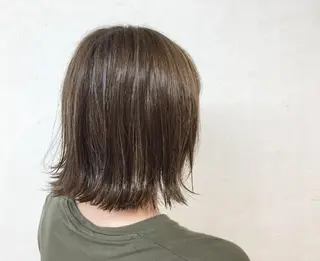 カラー ショート 透明感ハイライト◎ 伊藤夏海のヘアスタイル