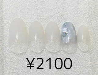 ネイル 株式会社JUEGO .○°のネイルデザイン