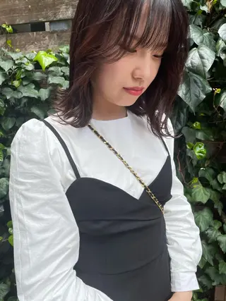 ミディアム レイヤーカット/ 透明感カラーmikuのヘアスタイル