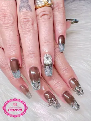 ネイル CROWN プライベートサロンのネイルデザイン
