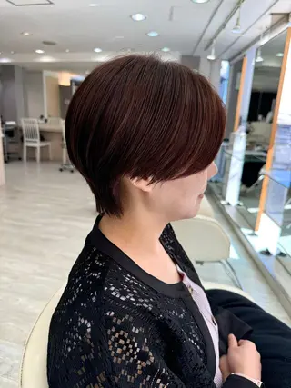 ショート カラー チーフデザイナー 西川凌史のヘアスタイル
