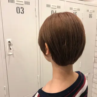 ショート カラー Zina 梅田店 レイヤー/Miyuのヘアスタイル