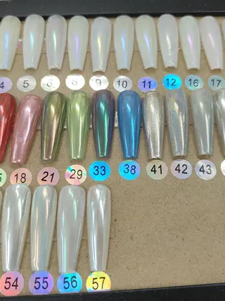 ネイル モニカ アキイのネイルデザイン