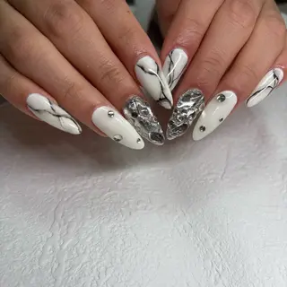 ネイル RE💟N.NAIL ラテン系お姉さんのネイルデザイン