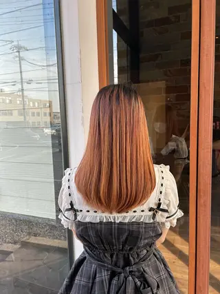 ロング 村松 麻菜のヘアスタイル