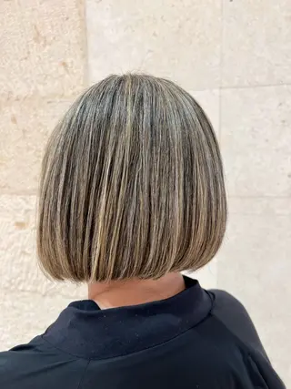 ショート note所属・💗hikaru💗 ボブ・レイヤーのヘアスタイル