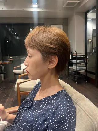 ショート NERO 眞下秋歩のヘアスタイル
