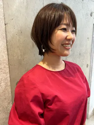 ショート カラー ポミエ恵比寿所属・ショートウルフくせ毛 お任せくださいのヘアスタイル