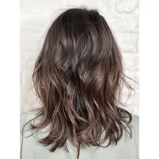 ミディアム カラー KIZU 髪質改善 オカルト怪談のヘアスタイル