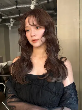 ロング カラー Fev YUZUのヘアスタイル